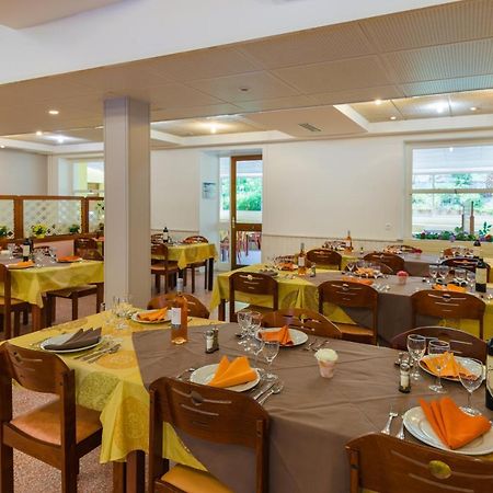 Azureva La Londe Les Maures Hotel Ngoại thất bức ảnh